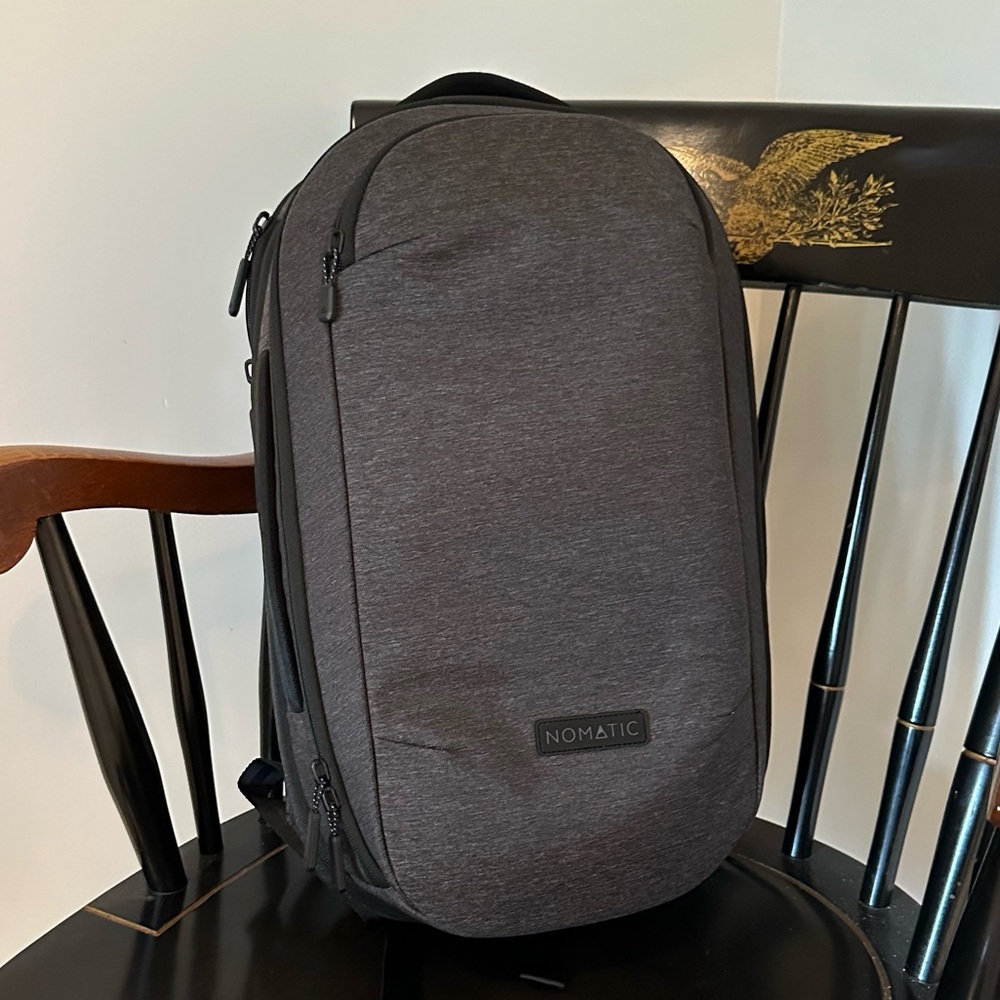 NOMATIC Navigator Lite 15L Travel Backpacks - Lightweight Backpack - Gray - NWT